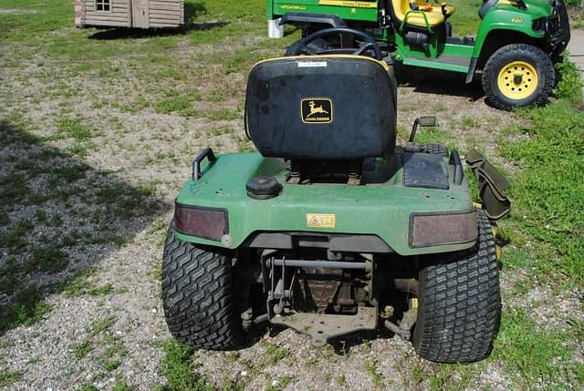 Image of John Deere 425 equipment image 3