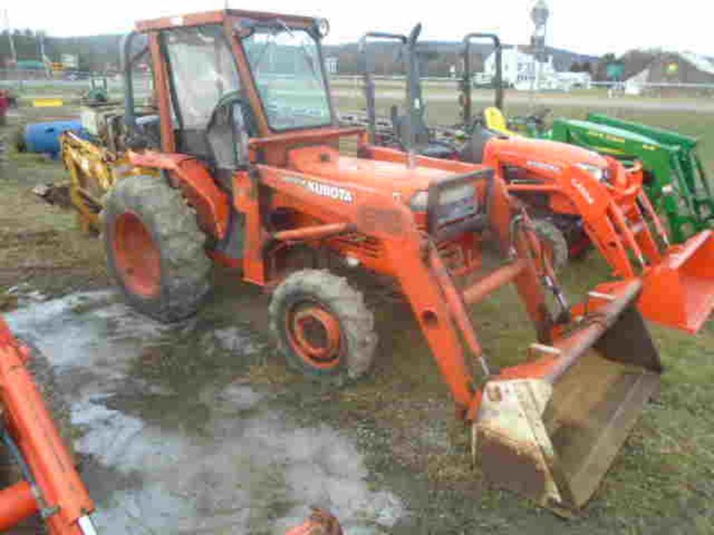 Main image Kubota L2650