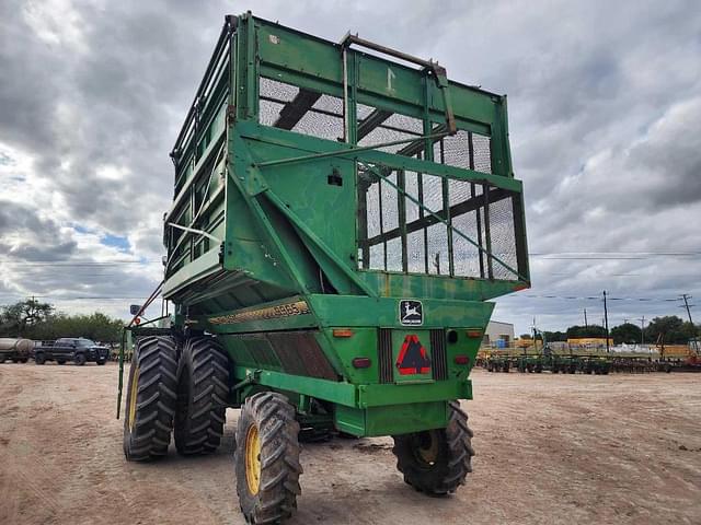 Image of John Deere 9965 equipment image 2