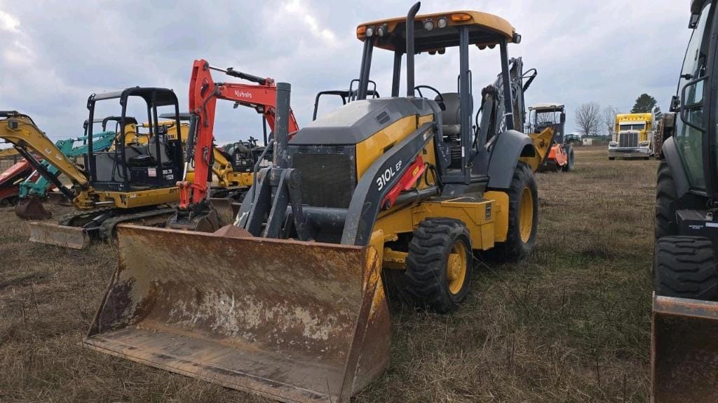 2019 John Deere 310L Equipment Image0