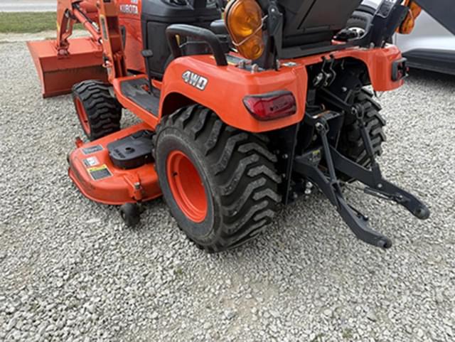 Image of Kubota BX2370 equipment image 4