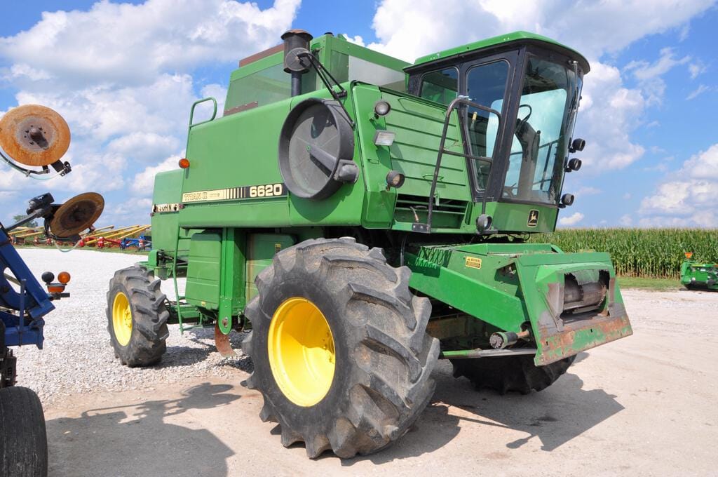 Main image John Deere 6620 Titan II