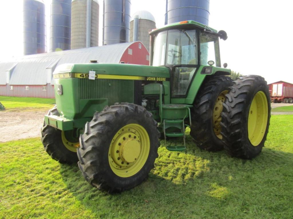 Image of John Deere 4960 Primary image