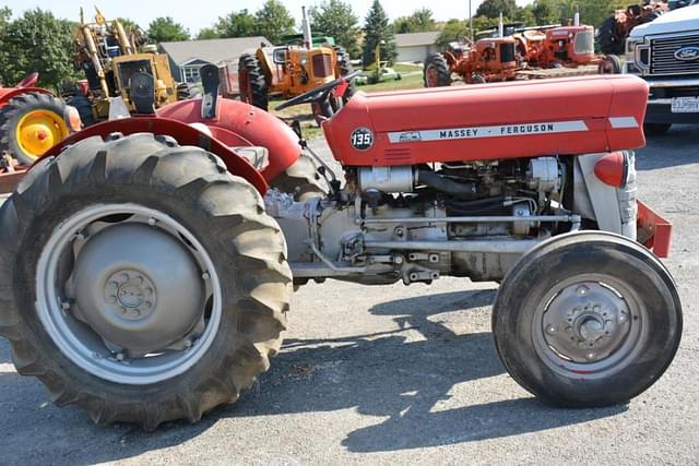 Image of Massey Ferguson 135 equipment image 1