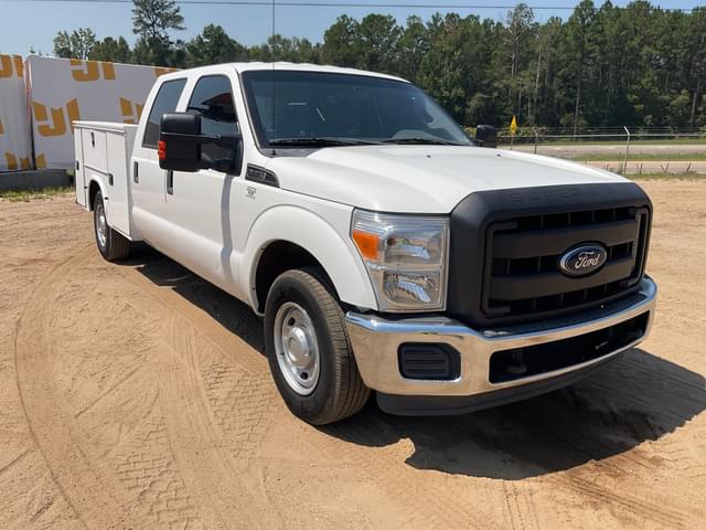 Image of Ford F-250 equipment image 2