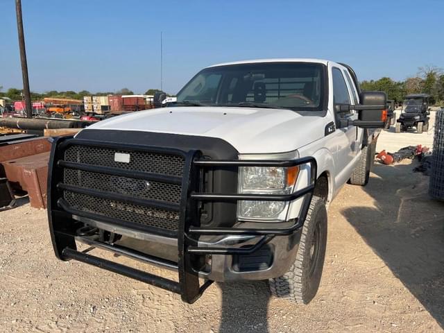 Image of Ford F-250 equipment image 1