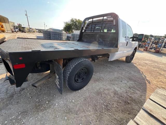 Image of Ford F-250 equipment image 4