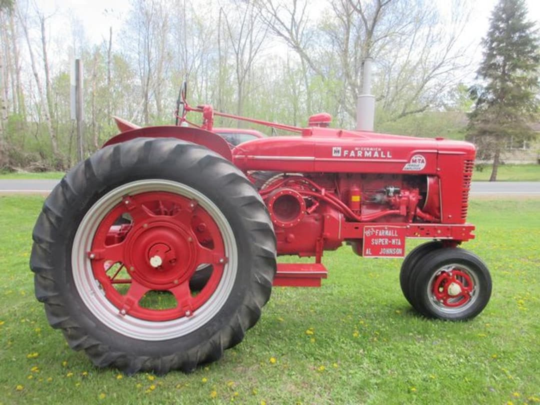 Image of Farmall Super M-TA Primary image