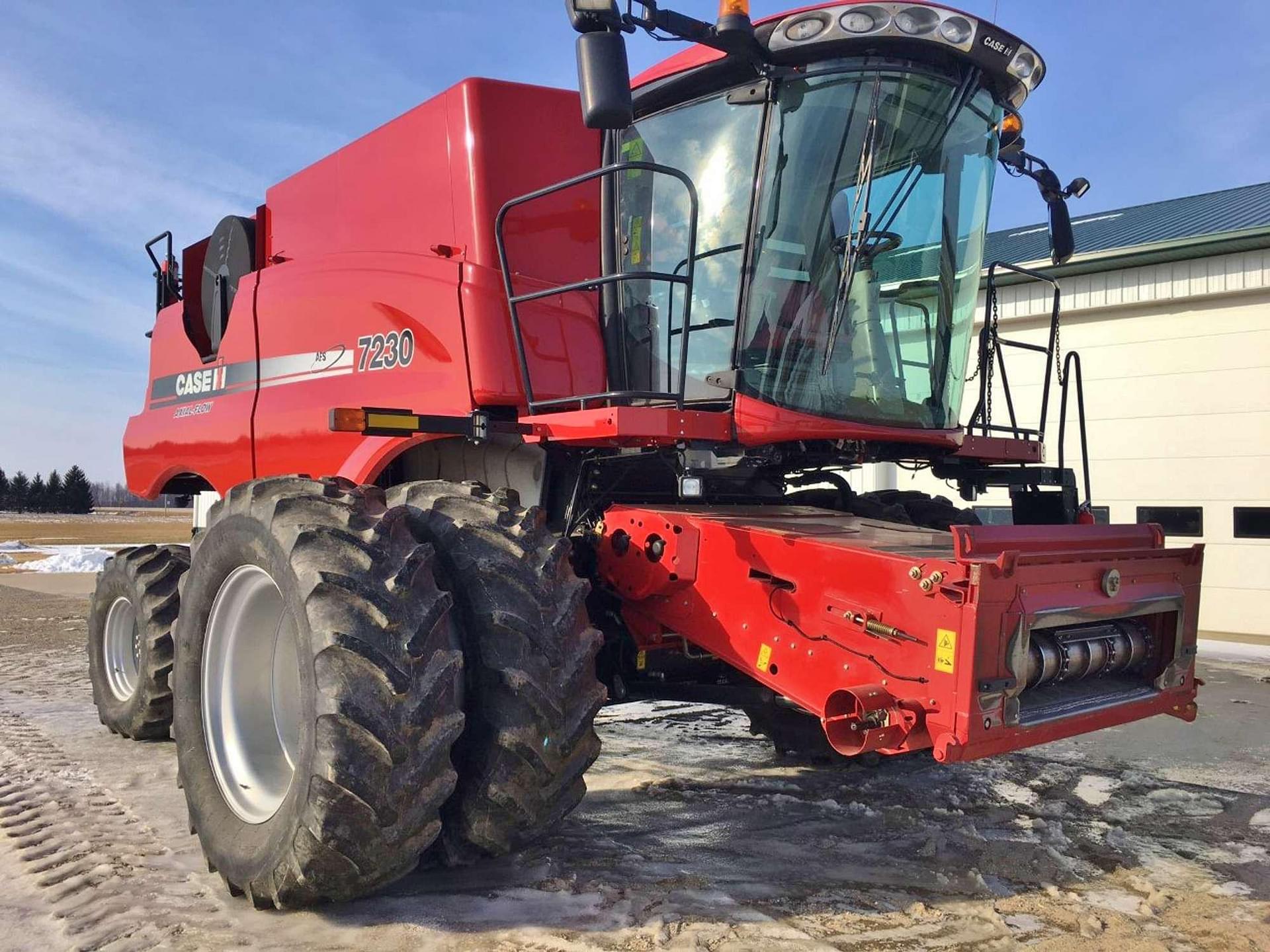 2014 Case IH 7230 Combines Class 7 for Sale | Tractor Zoom