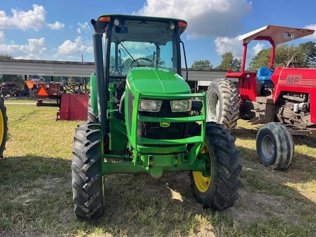 Image of John Deere 5100E equipment image 1