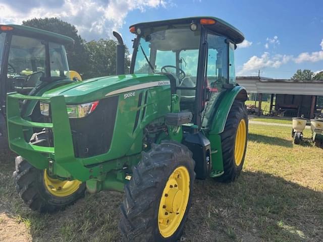 Image of John Deere 5100E equipment image 2