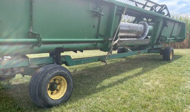 Image of John Deere 925 equipment image 4