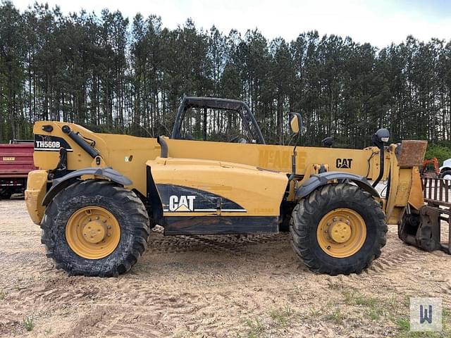 Image of Caterpillar TH560B equipment image 4