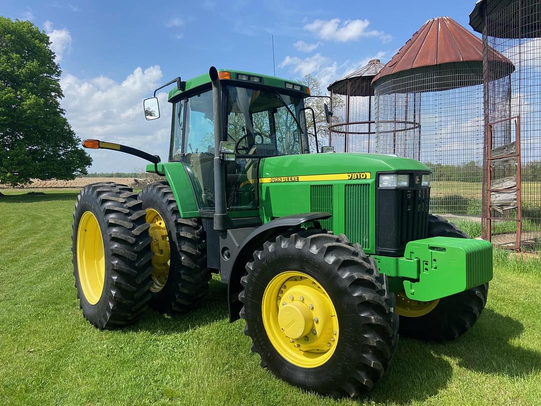 Image of John Deere 7810 Primary image