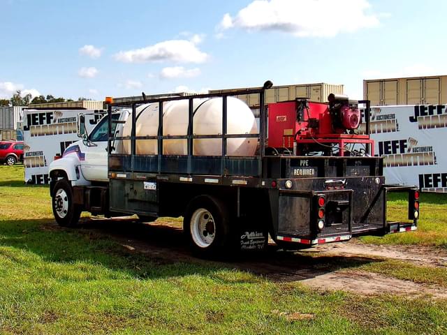 Image of GMC 6500 equipment image 4