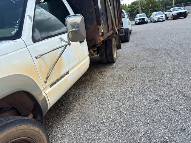 Image of GMC 3500 equipment image 1