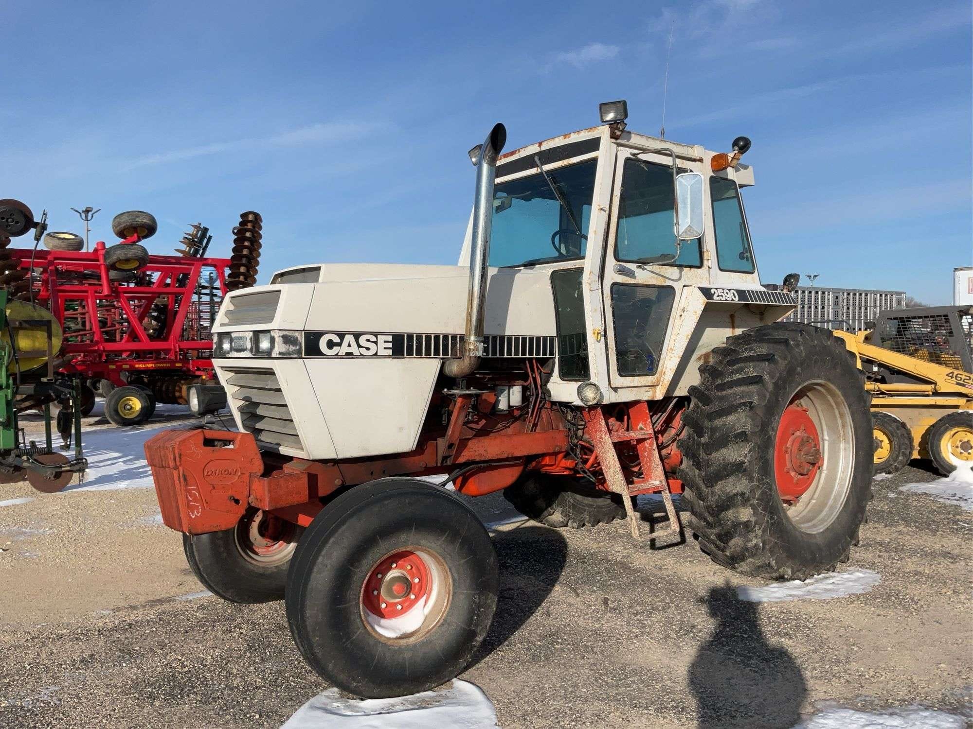J.I. Case 2590 Equipment Image0