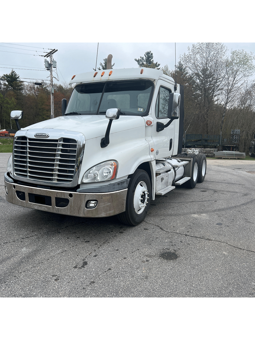 Image of Freightliner Cascadia Primary image