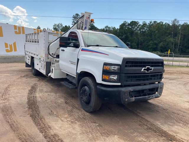 Image of Chevrolet 5500HD equipment image 2