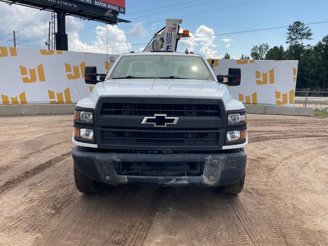 Image of Chevrolet 5500HD equipment image 1