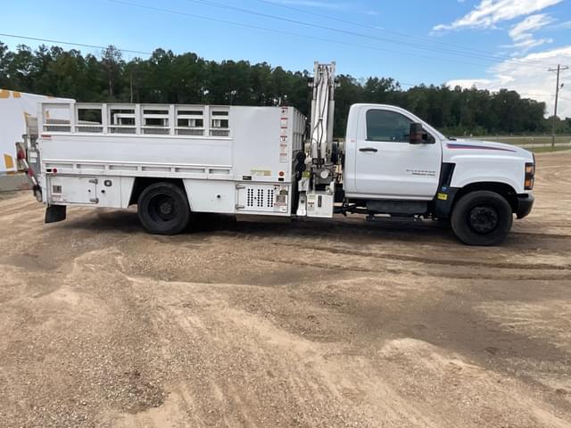 Image of Chevrolet 5500HD equipment image 3