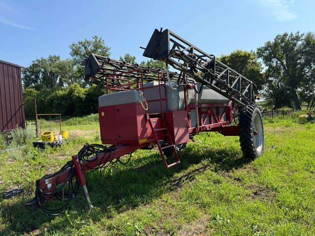 Image of Redball 680 equipment image 1