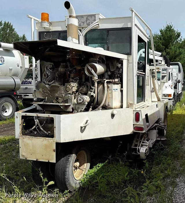 Image of Elgin Pelican equipment image 3