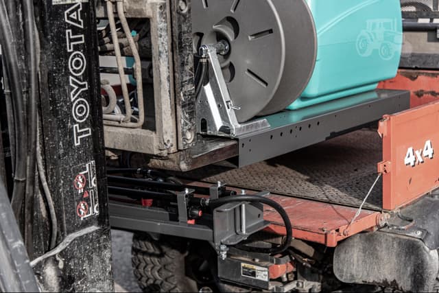 Image of Enduraplas Field Boss equipment image 2