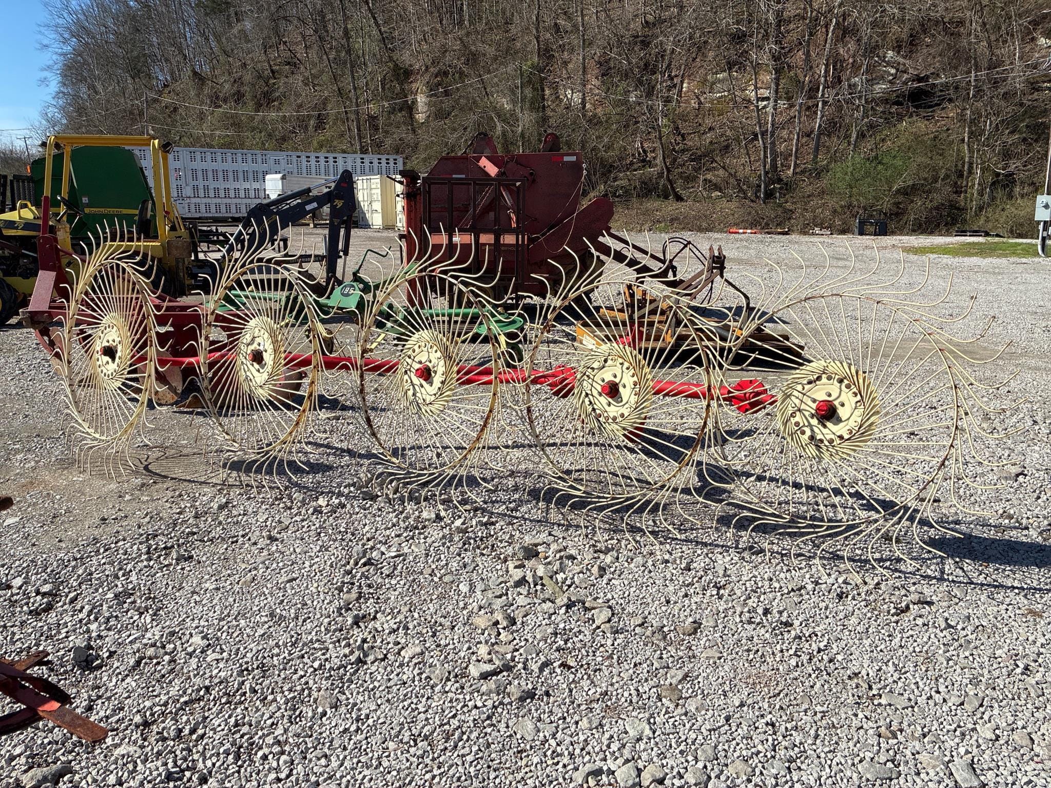 Enoagricola Rossi RP4 Equipment Image0