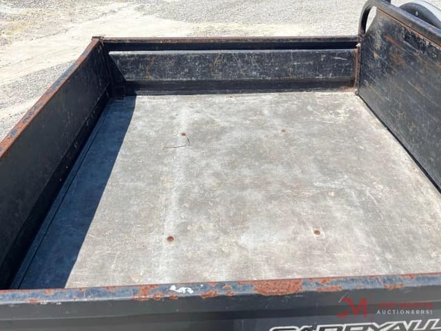 Image of Club Car Carryall 1700 equipment image 3