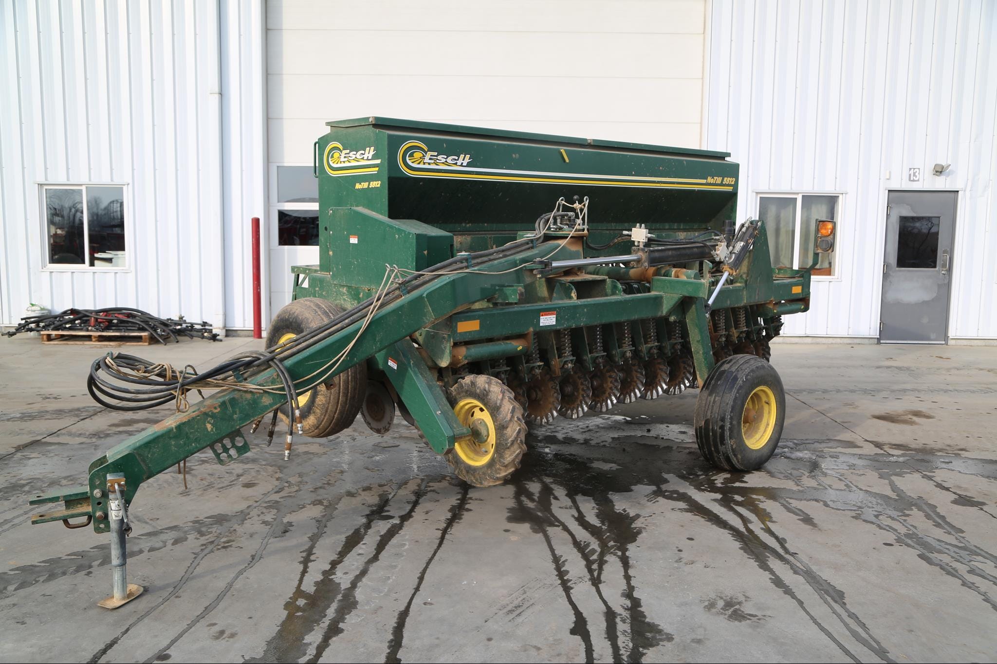 Esch 5512 Equipment Image0