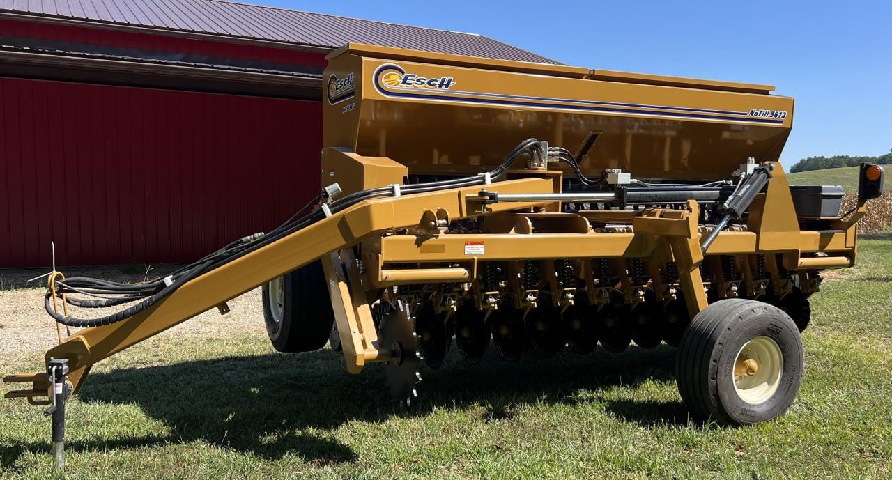 Main image Esch 5612