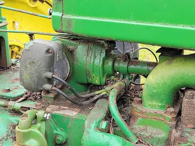 Image of John Deere B equipment image 3