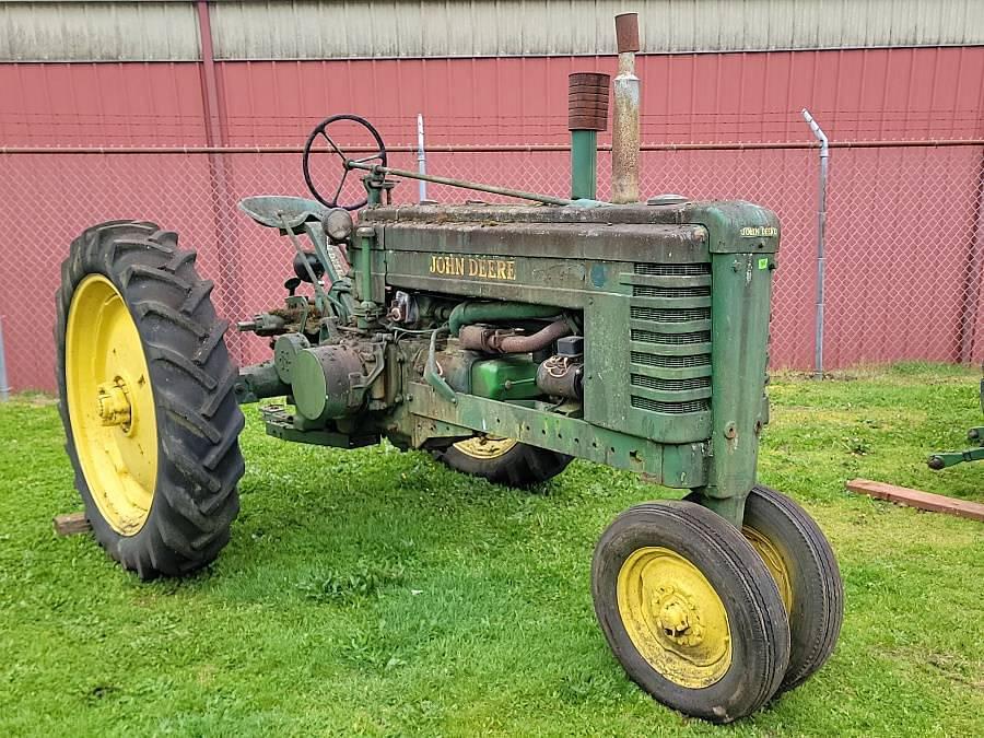 Image of John Deere B Primary image