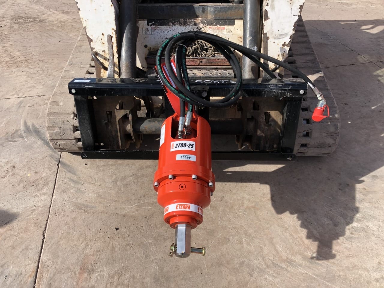 2023 Eterra Post Hole Digger Equipment Image0