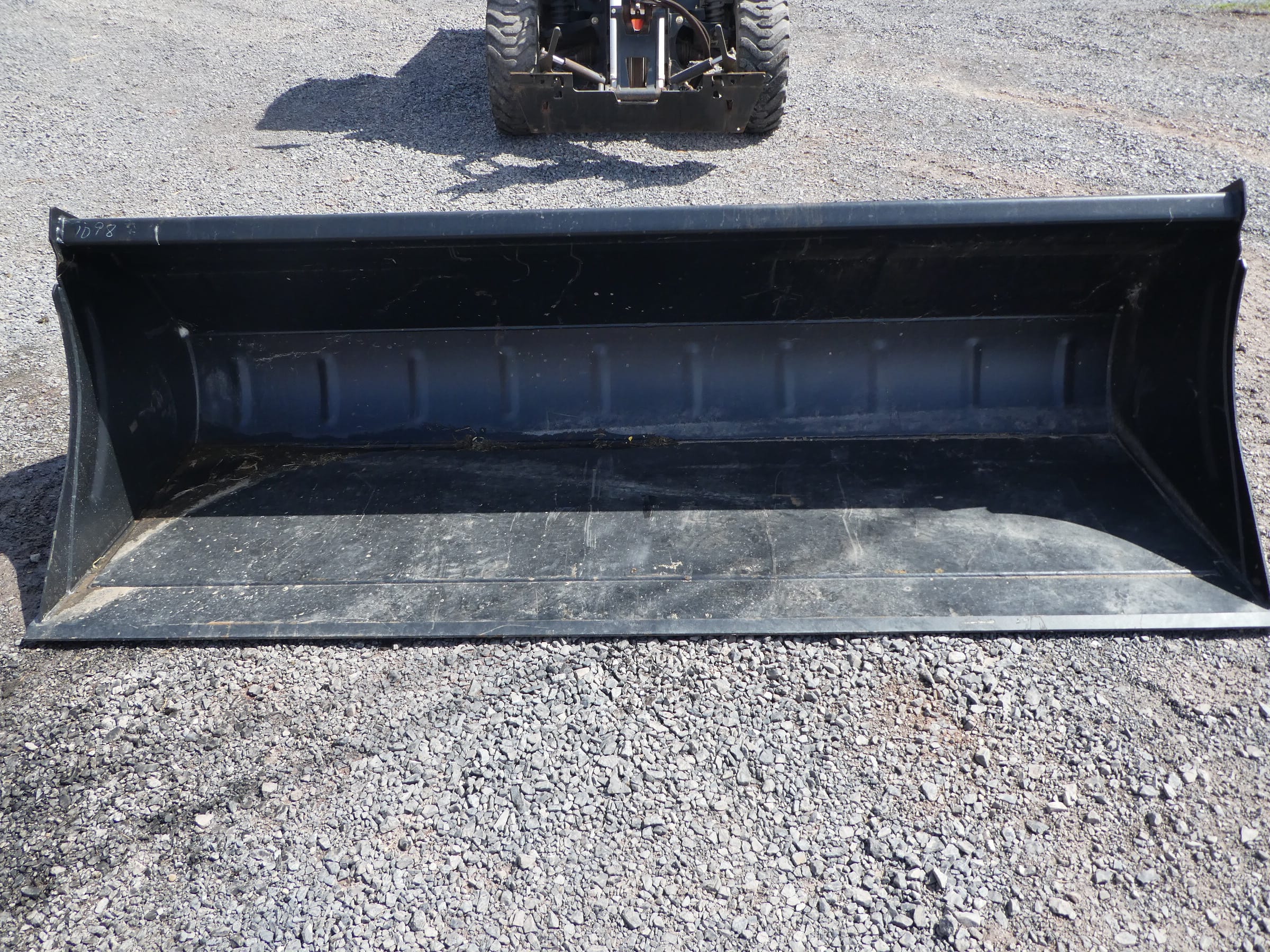 Undetermined Bucket Equipment Image0