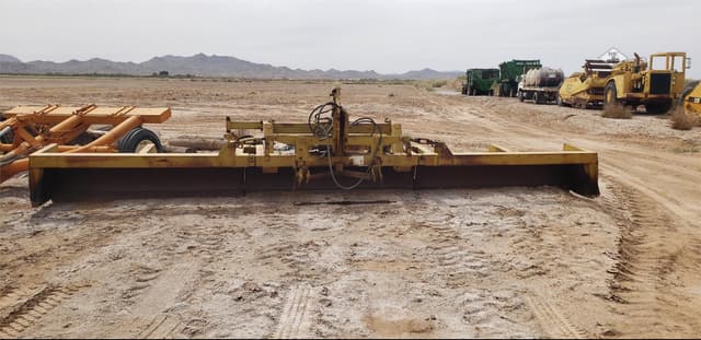 Image of Eversman 2400 equipment image 1