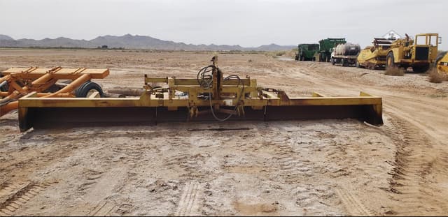 Image of Eversman 2400 equipment image 1