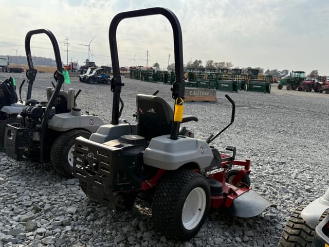 Image of Exmark E-Series equipment image 3