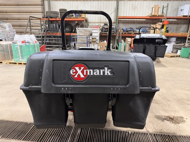 Image of Exmark Lazer Z equipment image 4
