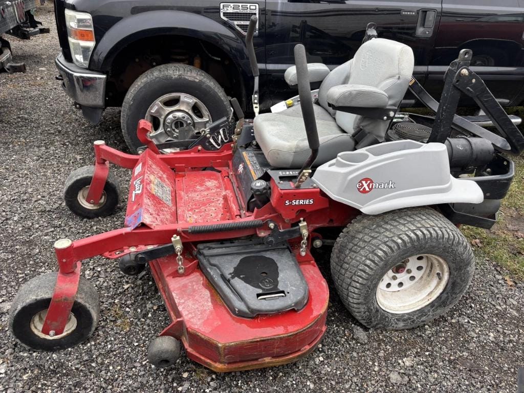 Exmark Lazer Z Equipment Image0