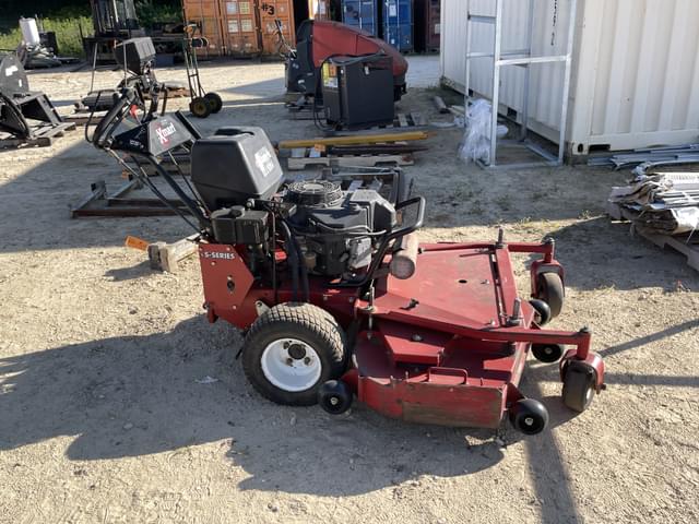 Image of Exmark S-series equipment image 3