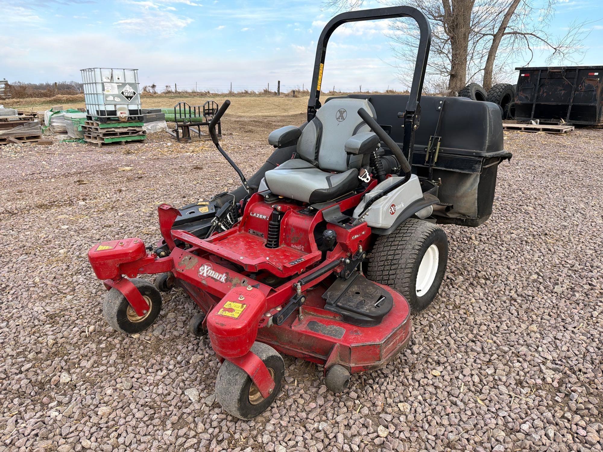 Exmark X Series Equipment Image0