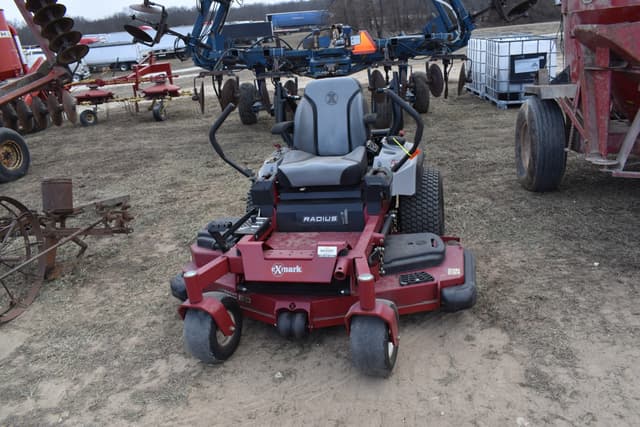Image of Exmark Radius equipment image 1