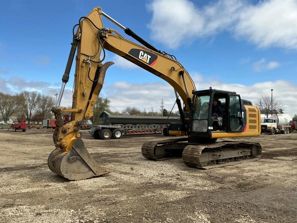 Image of Caterpillar 320E Primary image