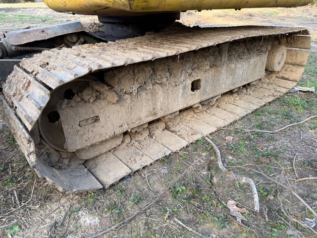 Image of Komatsu PC60 equipment image 4