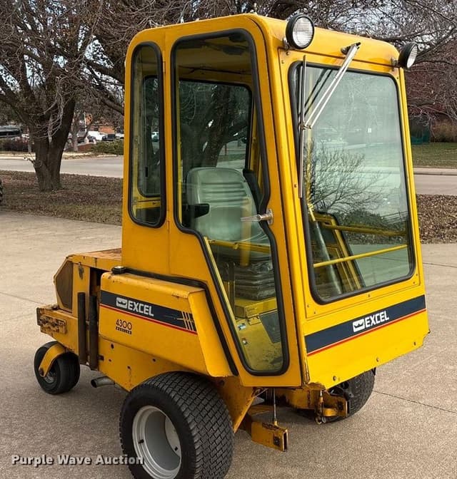 Image of Excel Hustler 4300 equipment image 2