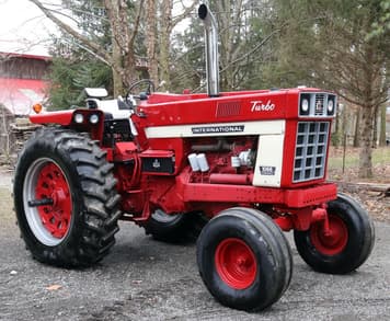 Main image International Harvester 1066