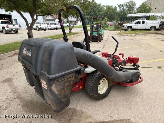 Image of Exmark E-Series equipment image 4