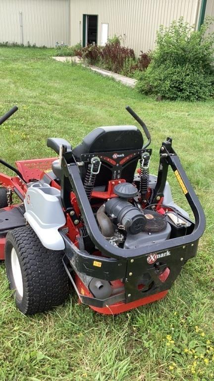Image of Exmark Lazer Z equipment image 3